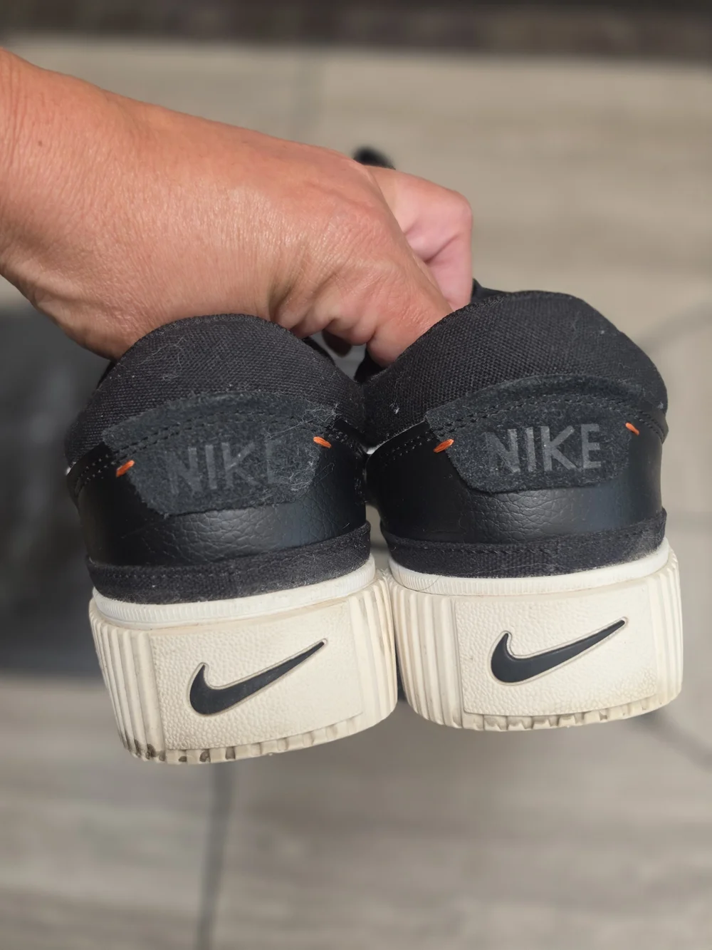 Nike Legacy Lift Black Sail Team
